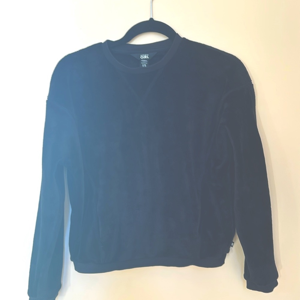 Athleta Girl Size L/12 Black Long Sleeve Fuzzy Pullover